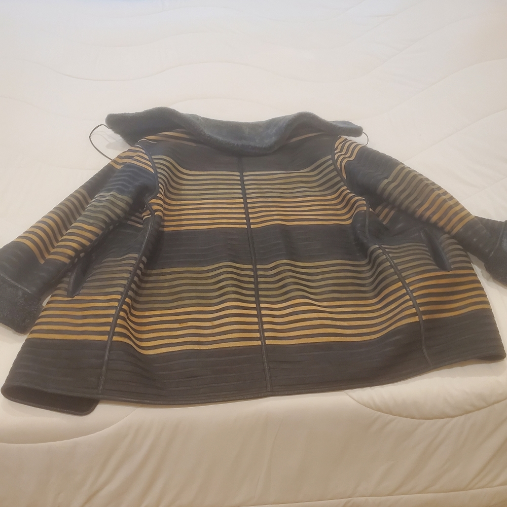 Original Suede Fall/Winter Jacket. Multi Colored.… - image 2